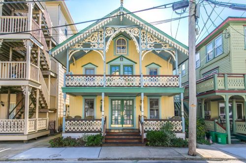 porcelainapparition:Ocean Grove, New Jerseybuilt in 1925