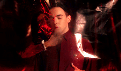mellyoraa: The choke (seriously, who allowed this? )  Is it hot in here or what&hellip;