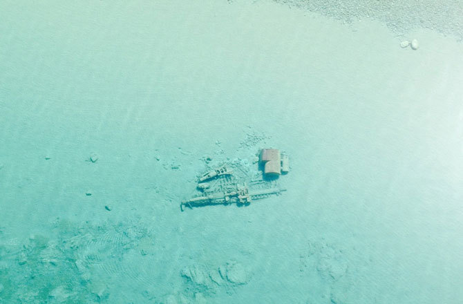 discoverynews:  Coast Guard Aircraft Spots 100-Year-Old ShipwrecksA helicopter from