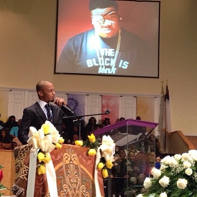 dalandofmilkandhoney:  T.I. &amp; DOE B 