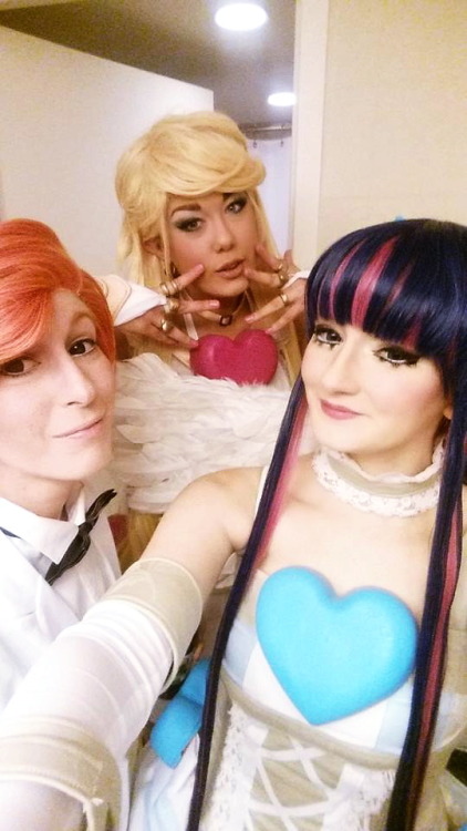 Selfie party on Friday at Katsucon 2016.Panty, Stocking, and Brief hang out in the hotel and then ge