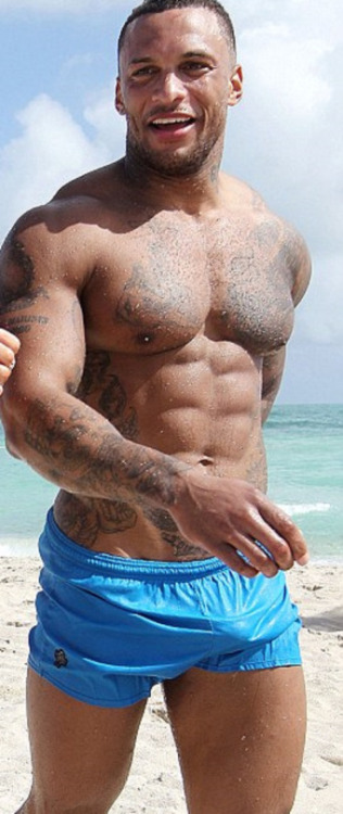 justchillingpapi:  David Fine ass!  