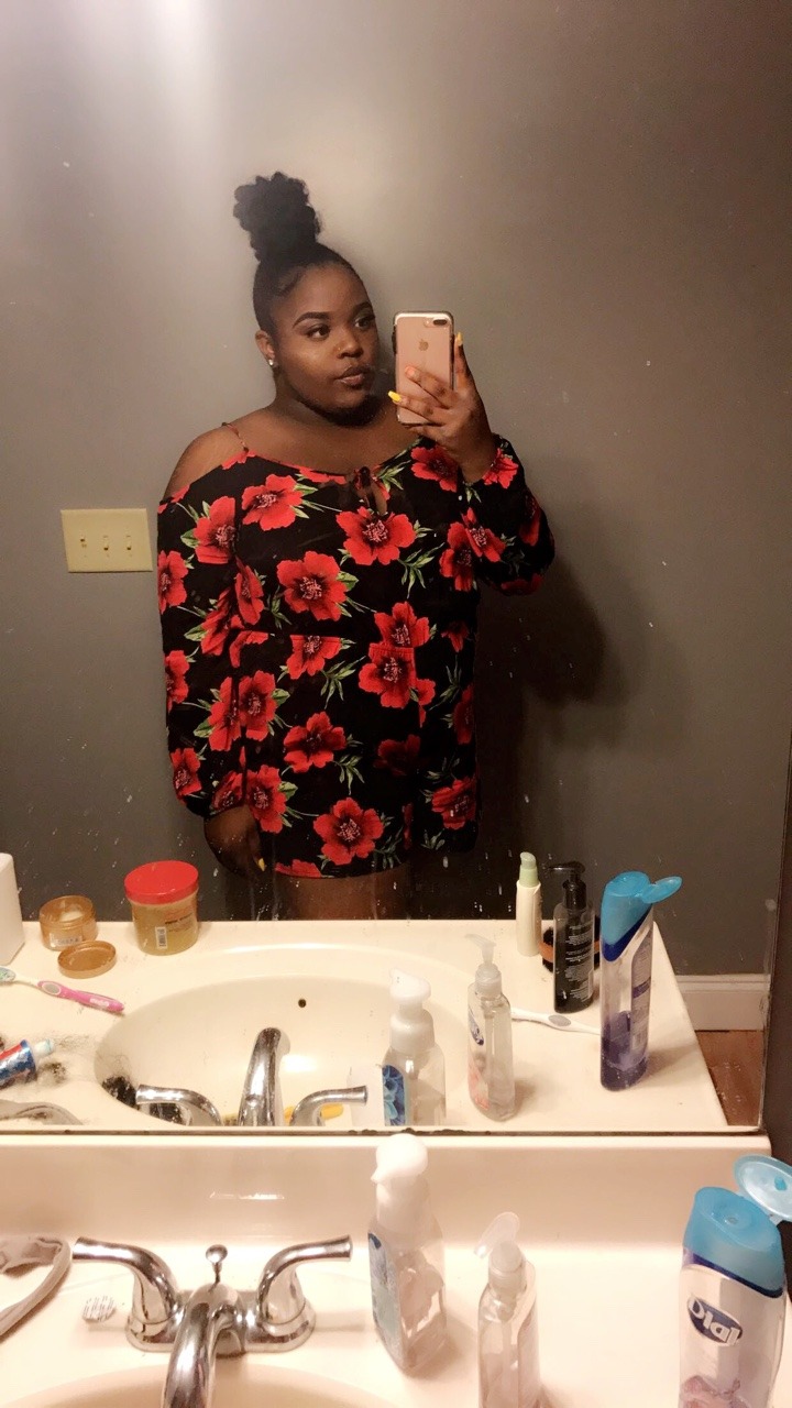 candiikismet:  wavyyprincess:I’m usually scared to post on here lol  Beautiful