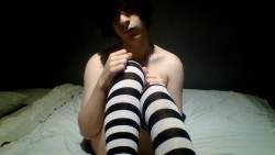 girlyboyryan:  I’m liking these socks~