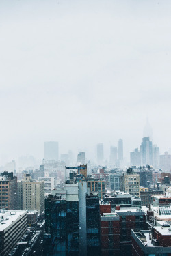 avenuesofinspiration:  Winter Skyline | Photographer