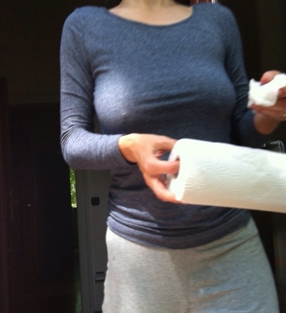 Braless girls and Pokies!