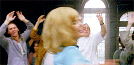 tvandfilm:   Come on everybody!  I say now let’s play a game I betcha I can make a rhyme out of anybody’s name.