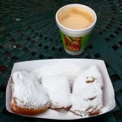 Delicious #Beignets &Amp;Amp; #Coffee - Critical #Mardigras Recovery Food During