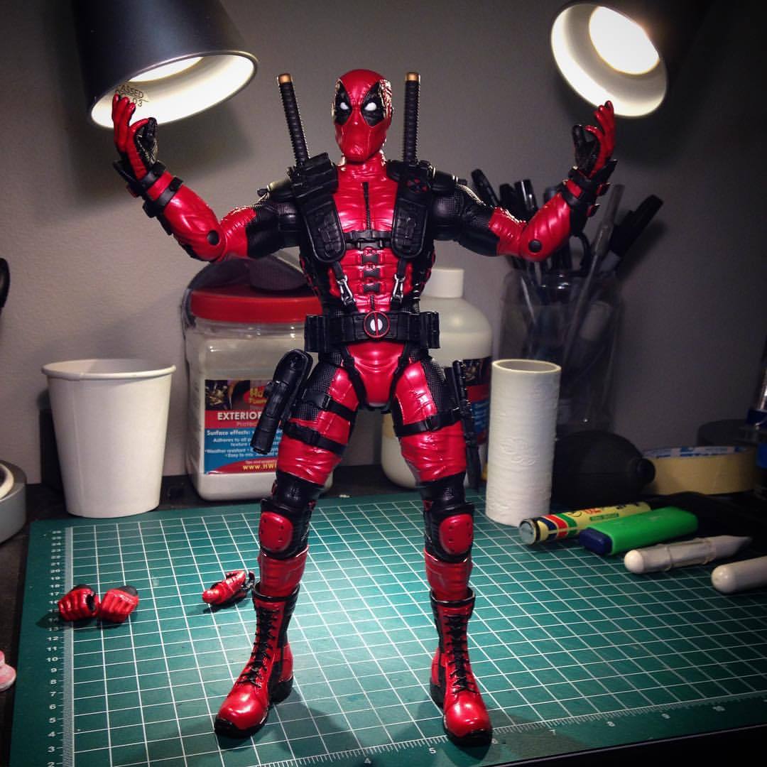 crimotaku:
“ Look at this #deadpool figure .. The details! OMG! Such birthday present!
”
Time to play with yourself, DerPool w