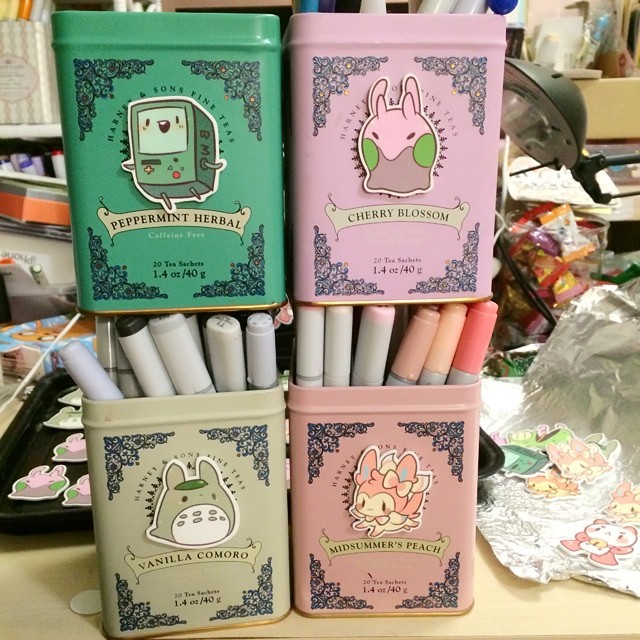 kaiami:  Made some magnets and they match with my tea tins!