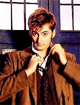 oswaldoswin:  doctor who meme: seven outfits [7/7] → Doctor’s outfits 
