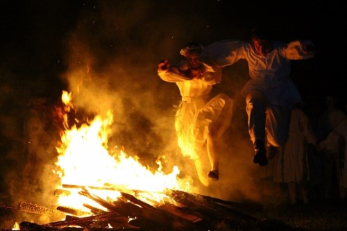 lamus-dworski:Slavic celebrations of summer solstice in Poland. Event in Puławy, via pulawy.naszemia