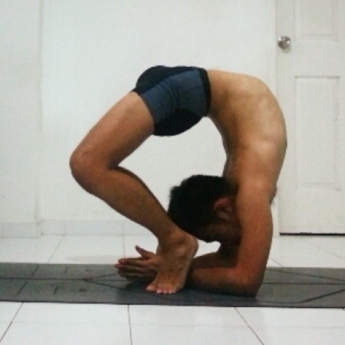 dudes doing yoga