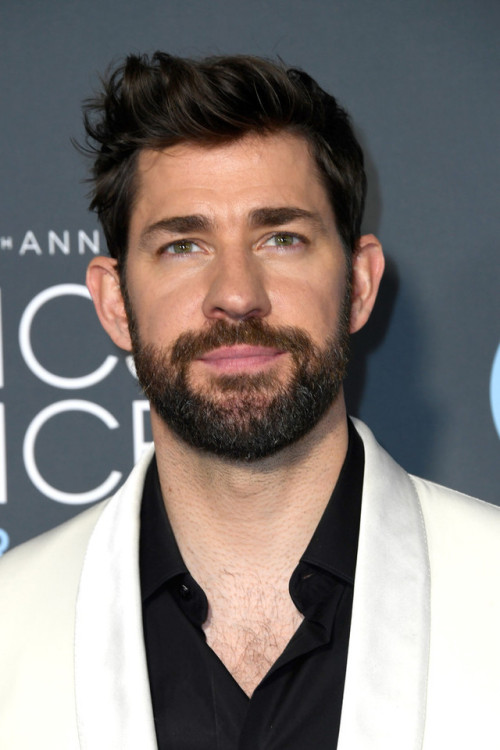 fuertecito:John Krasinski at the Critics’ Choice Awards 2019