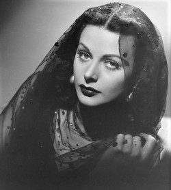 olivethomas: Hedy Lamarr, 1940s https://painted-face.com/