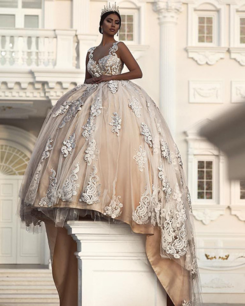 queenfaithmarie: luxurylust-x: www.luxurylust-x.tumblr.com/ ME AT MY WEDDINGEXTRA AS FUCK