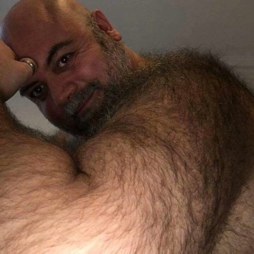 thebearunderground:Best in Hairy Men since 201054k followers and 73k postsSluuuuuuuuuurp.