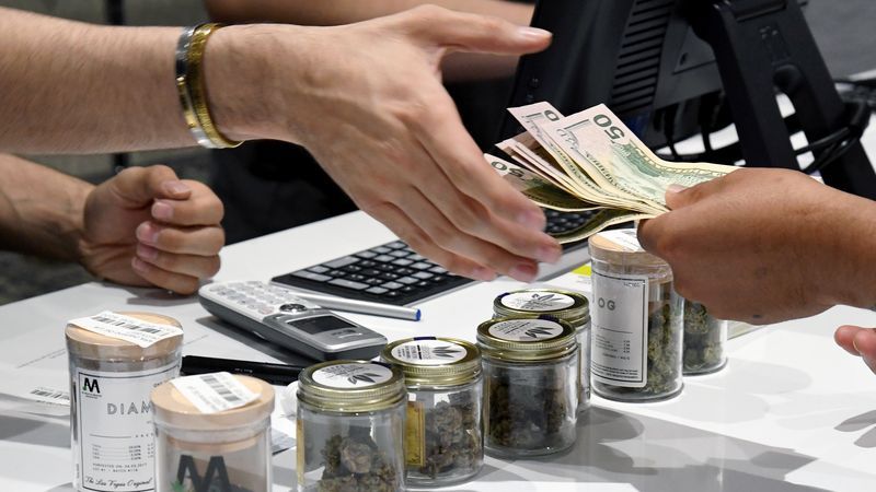 wilwheaton:  micdotcom: Legal weed in Nevada makes bank on first day of sales The