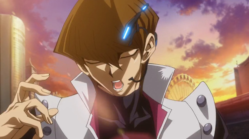 gwen-skyes:Kaiba, your hands are at it again