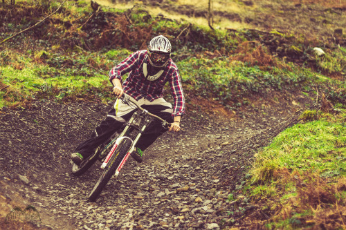 ollyjfilmandphoto: Bikepark Wales!