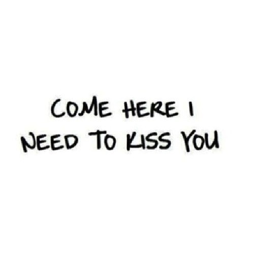 iglovequotes:  Express love here
