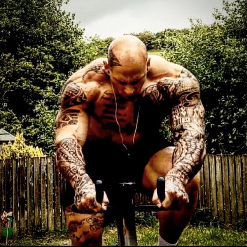 masculineasfuk:    ► HYPER-MASCULINE ♂ ◄ [page]♂ ♂♦ Hyper-Masculine ARCHIVE ♦ [all pics]   