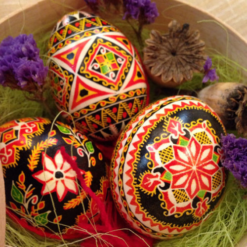 35 Creative Designs That Turn Ordinary Eggs Into Eggs-traordinary Art