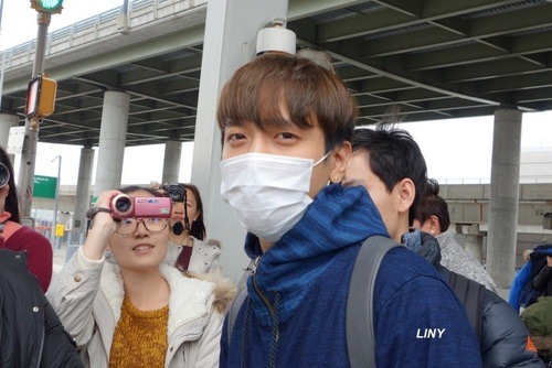 hana-azul:  #BMNYC #BMUSA  JUNG YONG HWA~ CNBLUE has arrived at JFK Airport in New York City! CR.© LINY