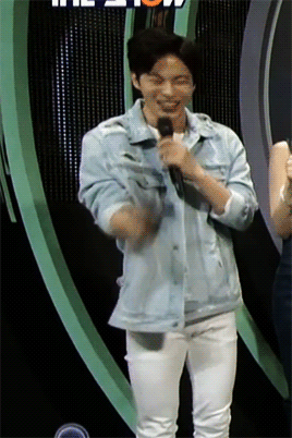 hongbot:  ah yeah…. ah yeah…. x