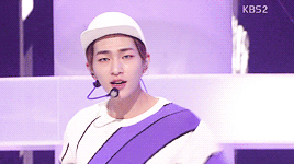 bi-kim-seokjin:tteonajimara:[1990.12.14] Happy birthday, Lee Jinki ♡ Hope you’re healthy, we’re glad