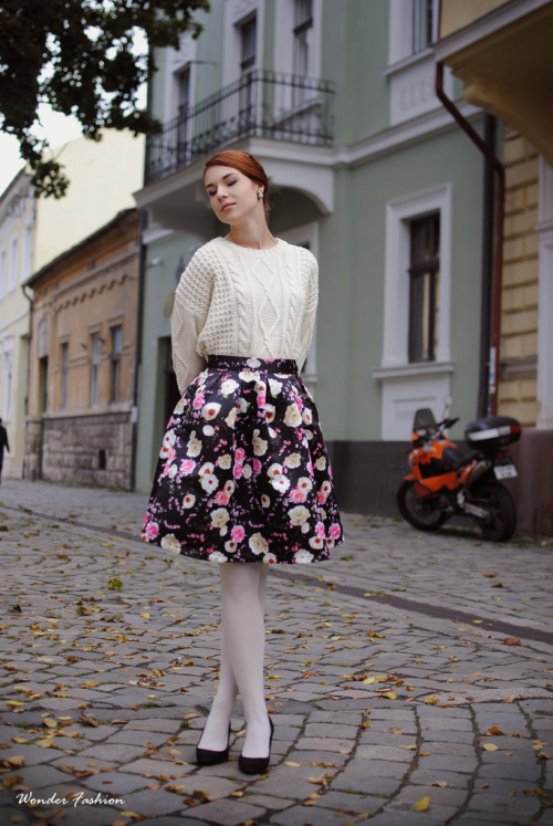 amarriedsissy:  redath:  http://thewonderfashion.blogspot.com  It’s fun to be feminine!http://amarriedsissy.blogspot.com