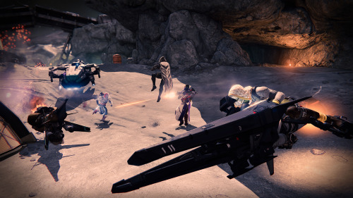 gamefreaksnz:  Bungie confirms ‘Destiny’ beta dates, new trailerActivision and Bungie have announced that players will be able to get their hands on the Destiny beta in just a few weeks. View the trailer here.