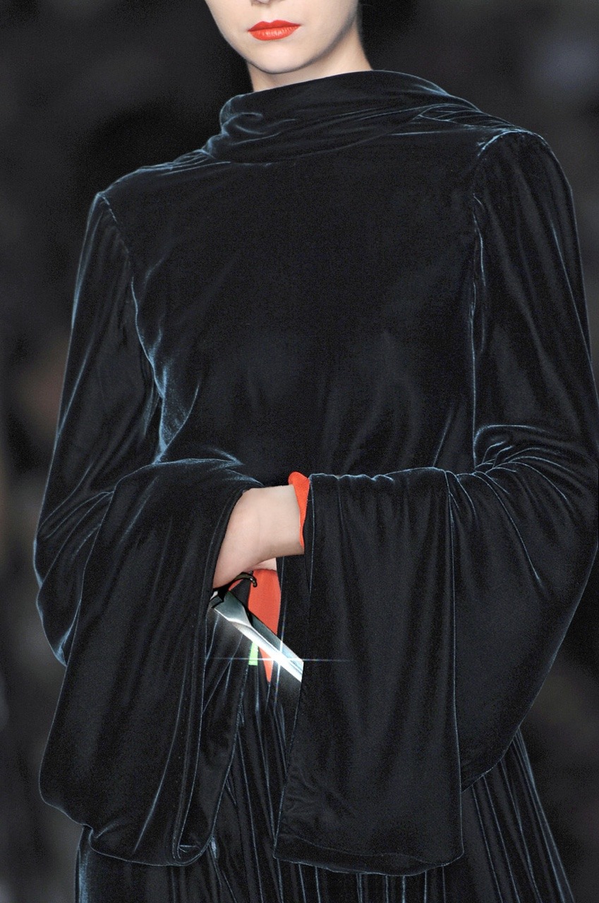 3rdeyechakra:chakra archive: (gaultier fw ‘08)duplicitous lady in waiting.jpg