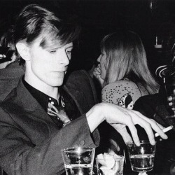 touchingcloseto94:  David Bowie in West Hollywood,