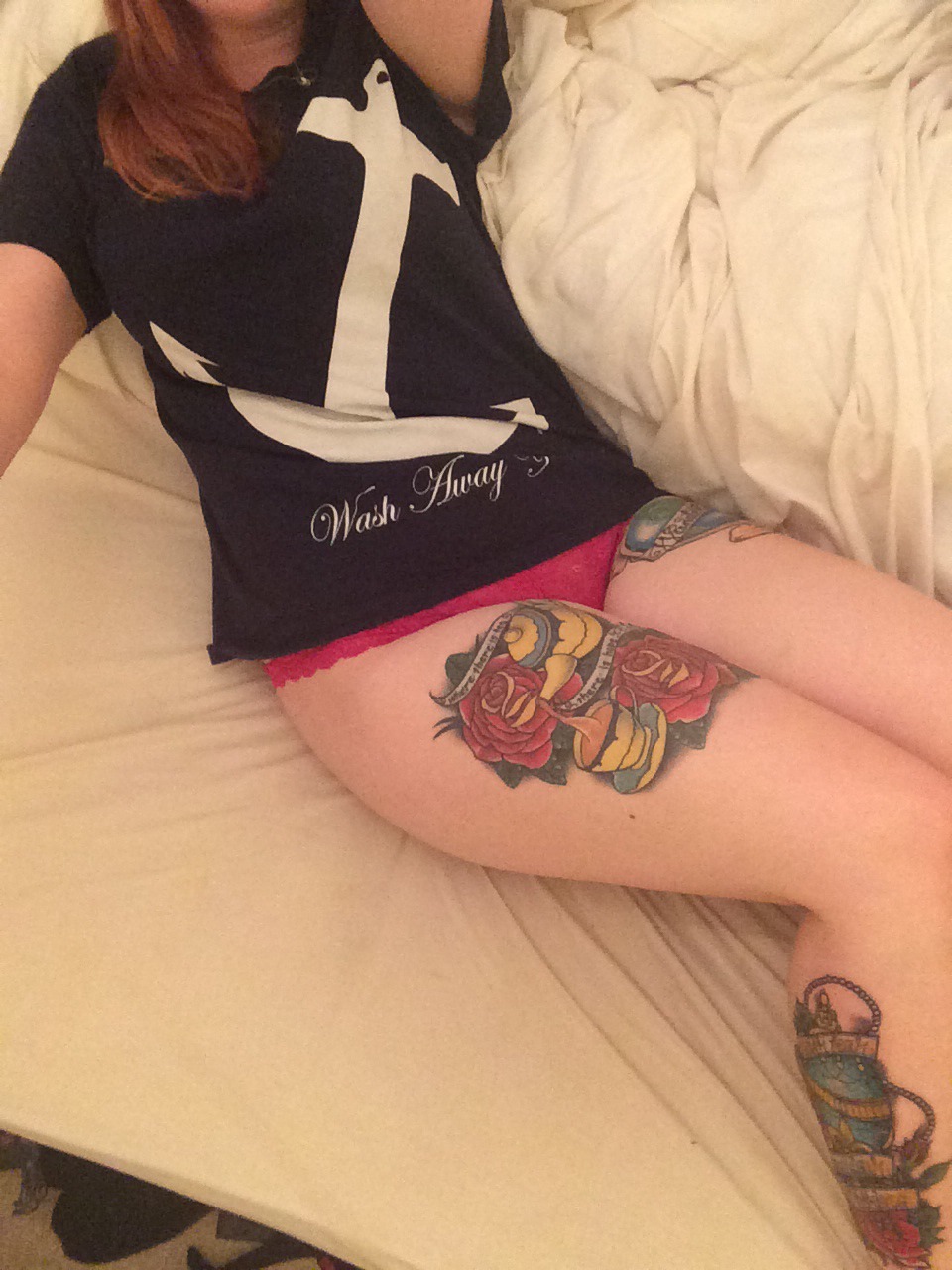 abigailsian:  Guess who got new tshirts? 