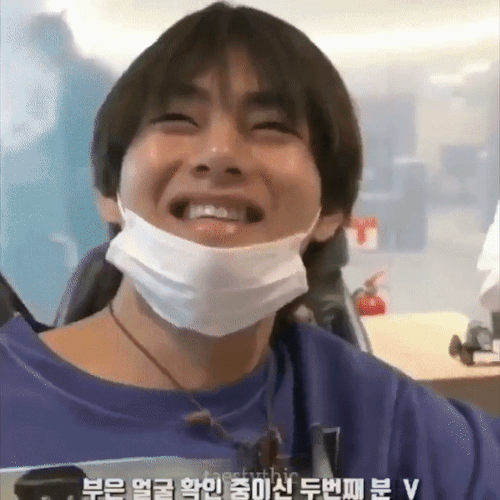 Taehyung’s Laugh To Make Your Day Better.