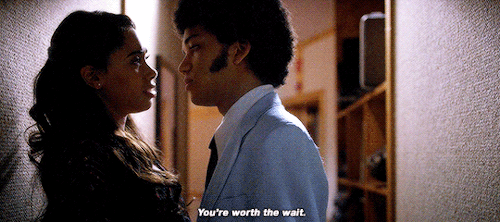 brea-is-easingblackgirlsanxiety: queenangelique: brea-is-easingblackgirlsanxiety: She dont deserve h