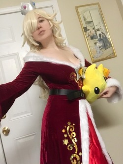 usatame:  Eeeeee! Immediately when I saw this dress I just knew I had to use it for Rosalina! Hoping to shoot it as content for Cosplay Deviants this year~   HYPE!   Now back to my programmed freak out right before a con, AWA IS SO SOON AHHHH!