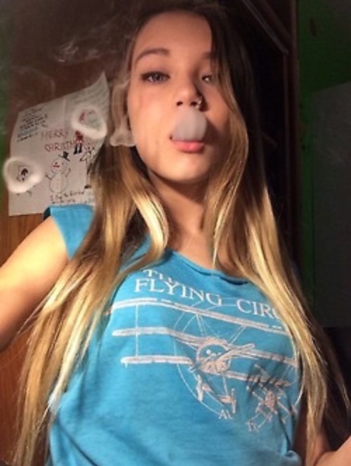 Young Flying Circus smoker