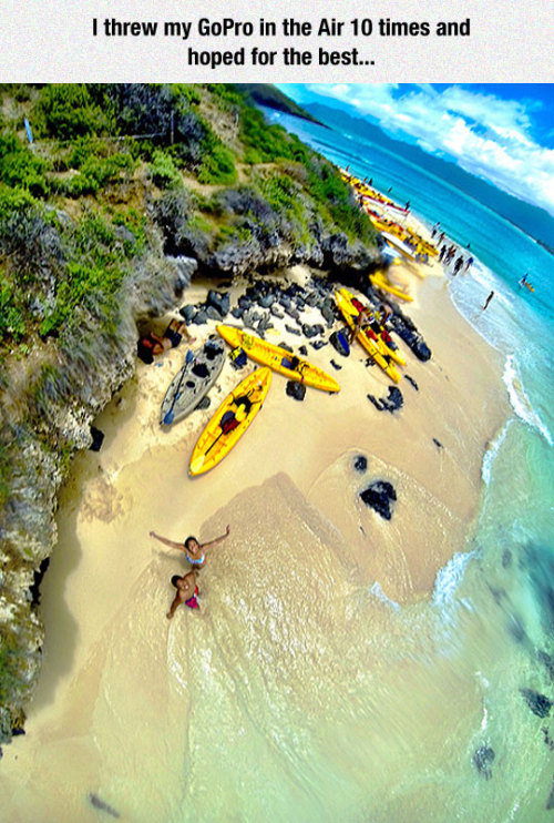 srsfunny:  Aerial Selfie Modehttp://srsfunny.tumblr.com/ 