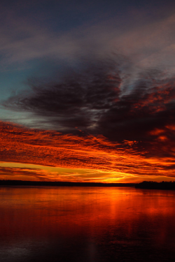 sundxwn:  moment before a sunrise by Reinis Auzins 