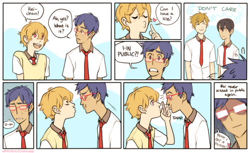 whitekitestrings:   [sweating] 