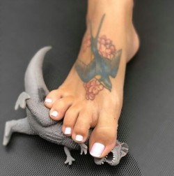 feet-feetdom-cum-c.old-cock-teen-peg-perfections.