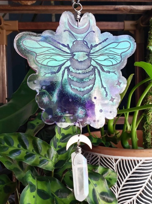 Bee Suncatchers, Jewelry and Hair PinsWanderlust Heart Shop on Etsy 