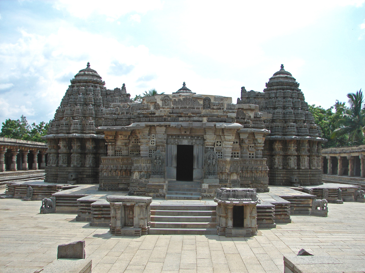 Nagara, Dravidian, Vesara: Temple Styles of India - Sarmaya