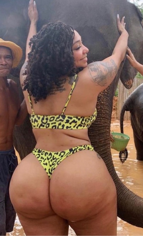 XXX bbworship:  Chela …… Ass in Nature 😳 photo