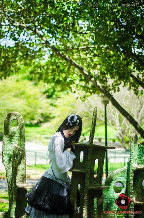 More pics of the Lolitas & Neo-Victorians 2013 Photoshoot ;)