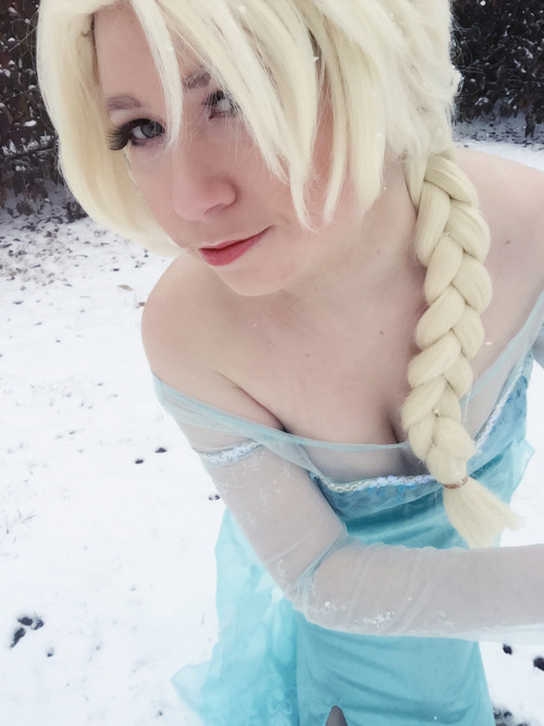 usatame:  Snow day? go out and play in cosplay adult photos