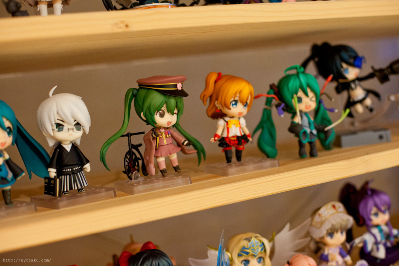 nyotaku:  It seems like it’s been a while since I’ve done a desk diary, so it’s