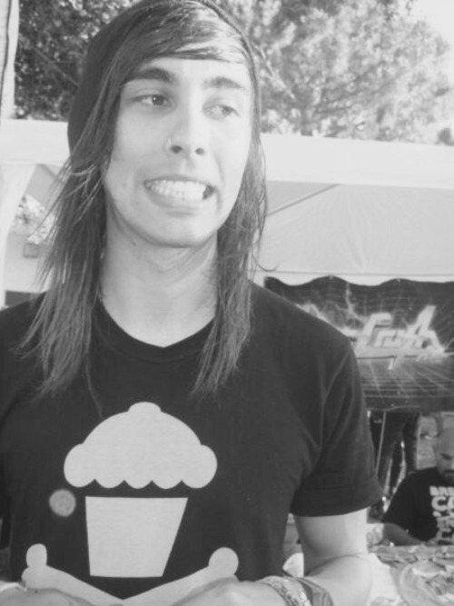 my-anthem-is-kellin-quinn:  So this one is 33 today. Happy Birthday Vic! (February 10th, 2016)